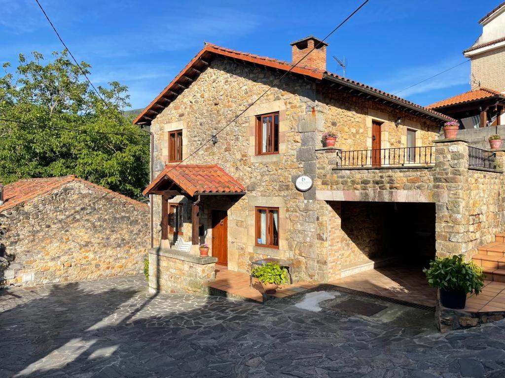 Apartamentos rurales La Casa Vieja De Alceda Exterior foto