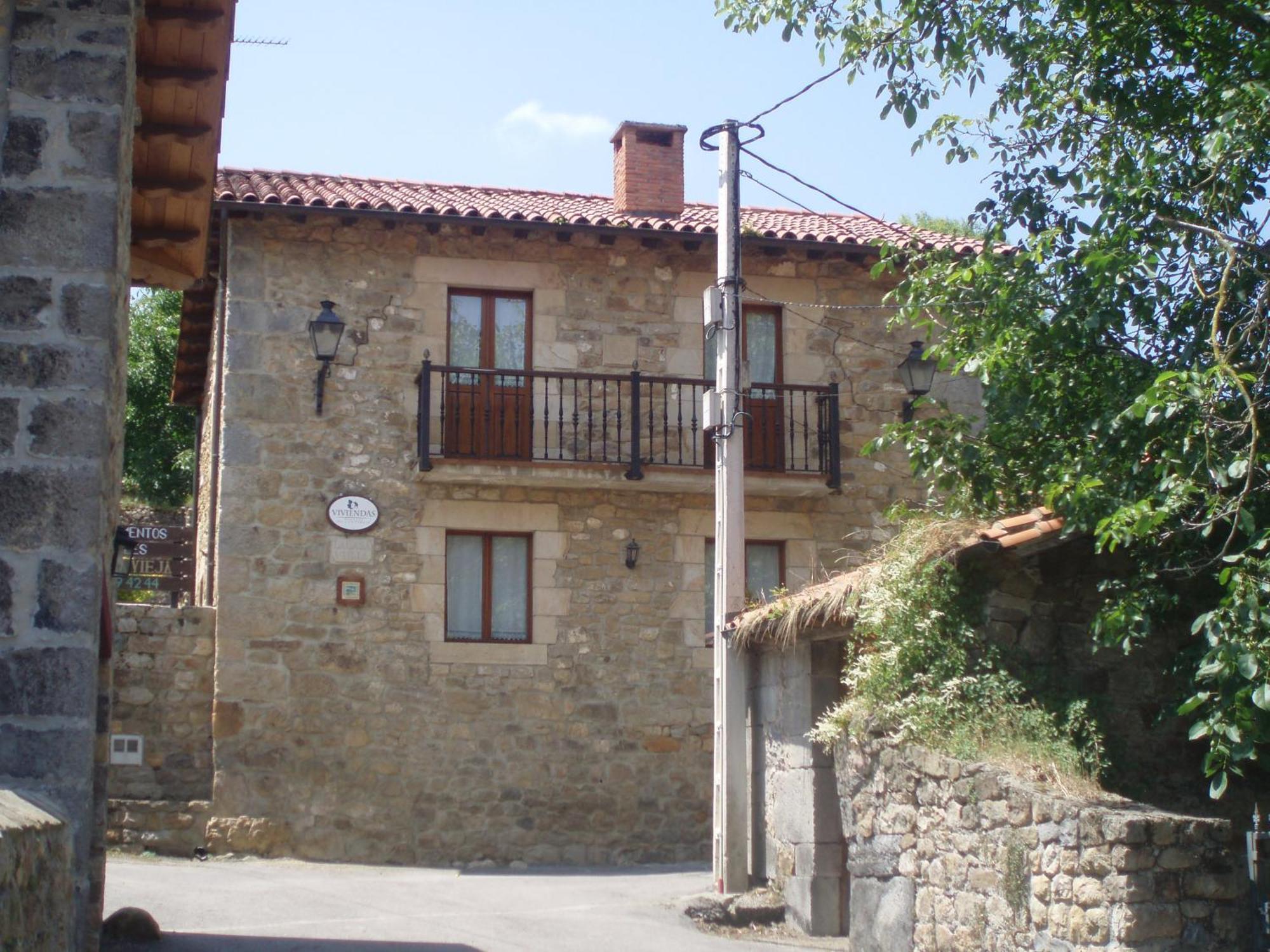 Apartamentos rurales La Casa Vieja De Alceda Exterior foto