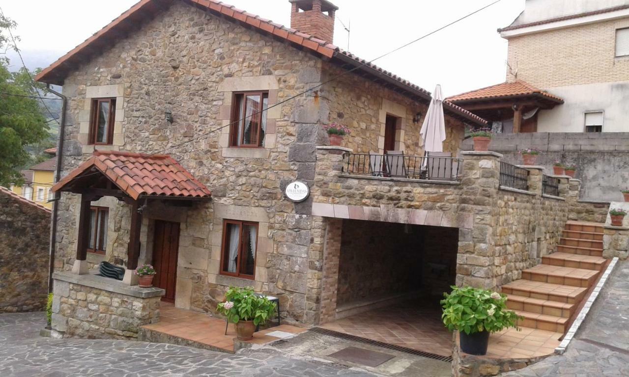 Apartamentos rurales La Casa Vieja De Alceda Exterior foto