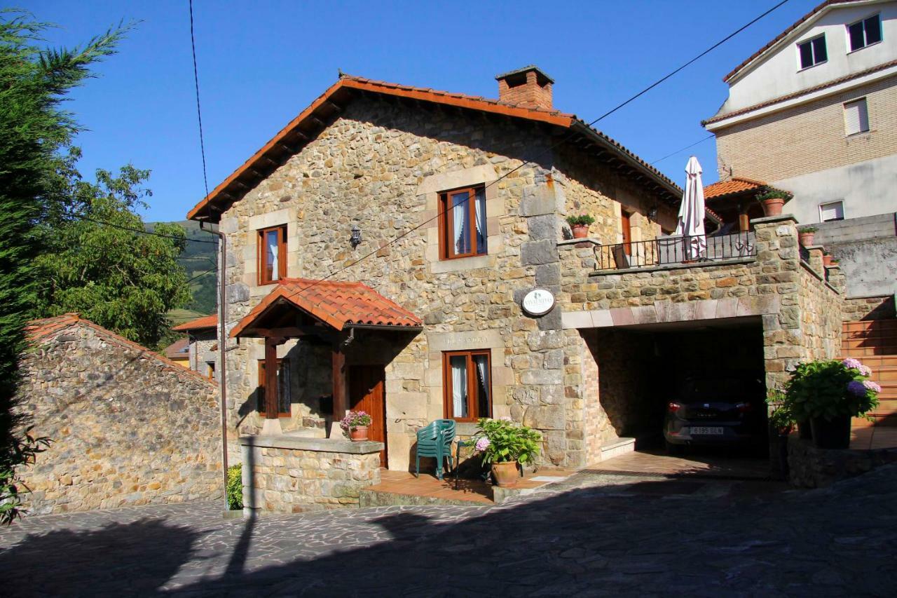 Apartamentos rurales La Casa Vieja De Alceda Exterior foto